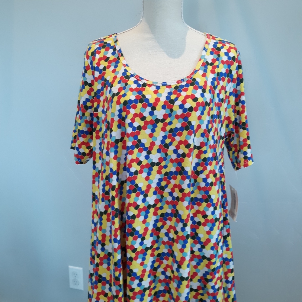 Lularoe Perfect T (L)